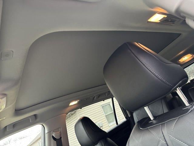 2026 Toyota Highlander Platinum AWD (Natl)