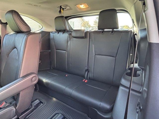 2025 Toyota Highlander Platinum AWD (Natl)