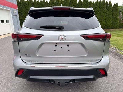 2024 Toyota Highlander XLE AWD (Natl)