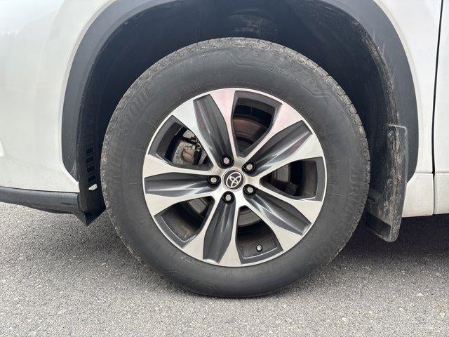 2023 Toyota Highlander XLE AWD (Natl)