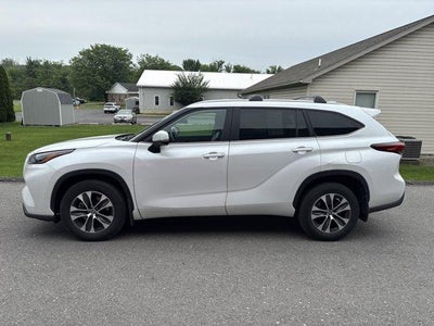 2023 Toyota Highlander XLE AWD (Natl)