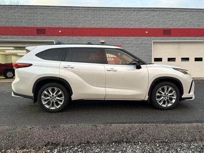 2023 Toyota Highlander XSE AWD (Natl)
