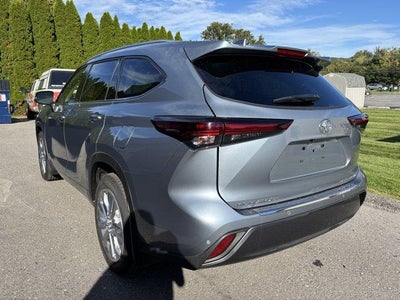 2024 Toyota Highlander Limited AWD (Natl)