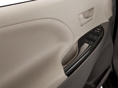 2012 Toyota Sienna 5dr 8-Pass Van V6 LE FWD (Natl)