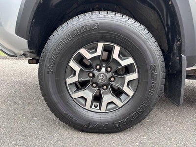 2019 Toyota Tacoma 4WD 4WD TRD Off Road Double Cab 5' Bed V6 MT (Natl)