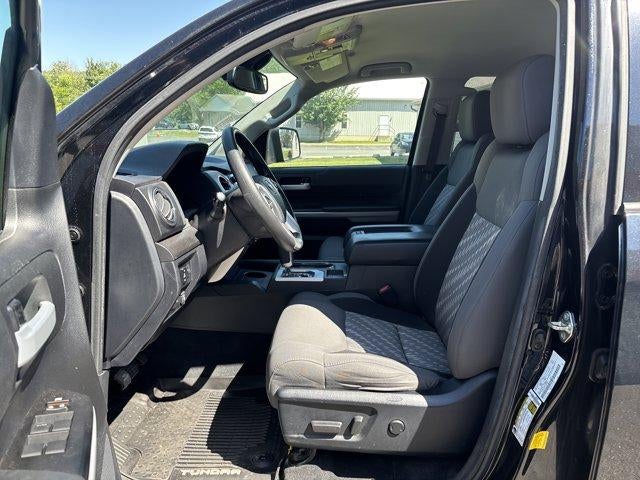 2020 Toyota Tundra 4WD 4WD SR5 CrewMax 5.5' Bed 5.7L (SE)