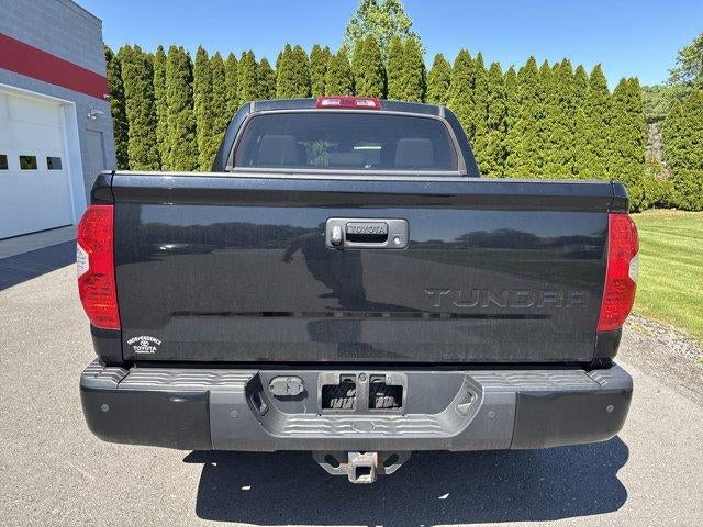 2020 Toyota Tundra 4WD 4WD SR5 CrewMax 5.5' Bed 5.7L (SE)