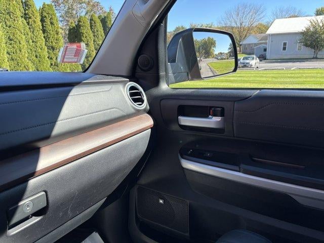 2021 Toyota Tundra 4WD 4WD Limited CrewMax 5.5' Bed 5.7L (Natl)