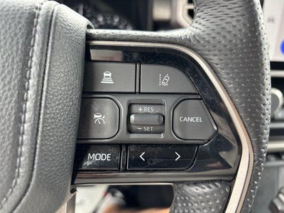 2024 Toyota Tundra 4WD 4WD SR5 CrewMax 5.5' Bed (SE)