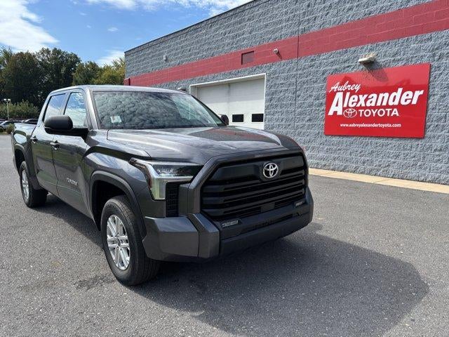 2024 Toyota Tundra 4WD 4WD SR5 CrewMax 5.5' Bed (SE)