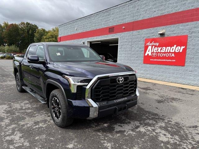 2025 Toyota Tundra 4WD 4WD SR5 CrewMax 5.5' Bed (SE)