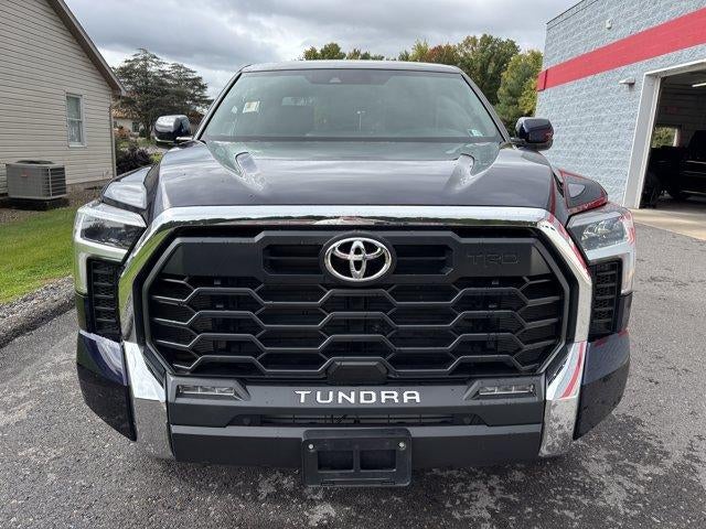 2025 Toyota Tundra 4WD 4WD SR5 CrewMax 5.5' Bed (SE)