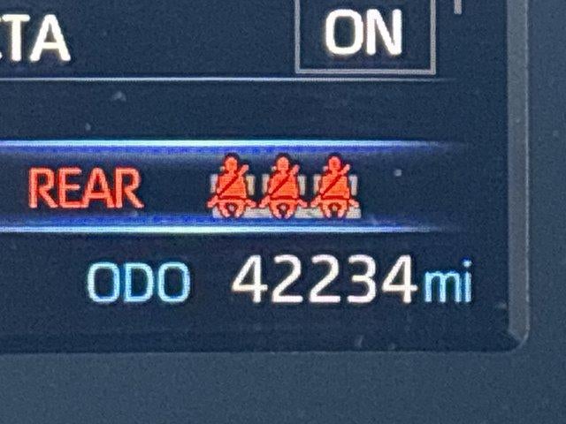 2022 Toyota Tundra 4WD 4WD SR5 CrewMax 5.5' Bed (SE)