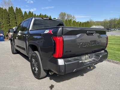 2024 Toyota Tundra 4WD 4WD SR5 CrewMax 5.5' Bed (SE)