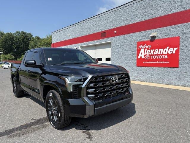 2022 Toyota Tundra 4WD 4WD Platinum CrewMax 5.5' Bed (Natl)