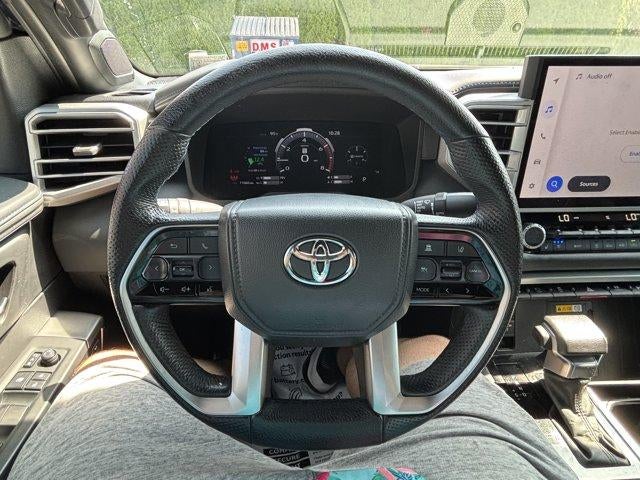 2022 Toyota Tundra 4WD 4WD Platinum CrewMax 5.5' Bed (Natl)
