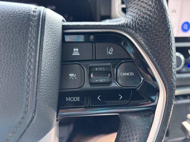 2022 Toyota Tundra 4WD 4WD Platinum CrewMax 5.5' Bed (Natl)