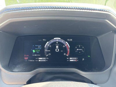 2022 Toyota Tundra 4WD 4WD Platinum CrewMax 5.5' Bed (Natl)