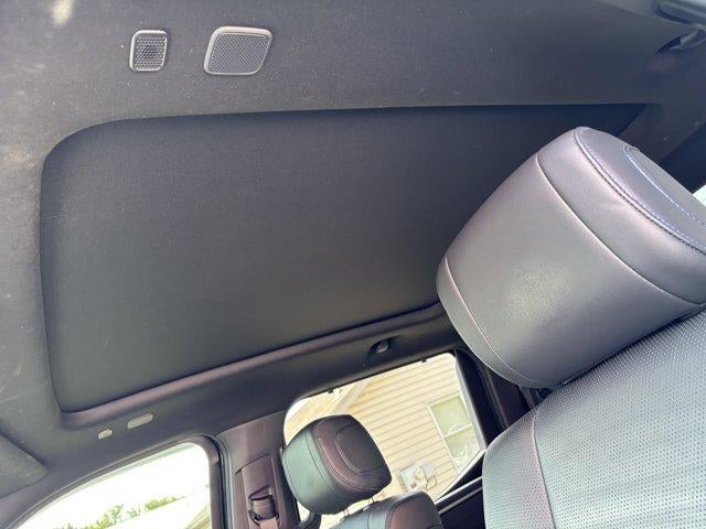 2022 Toyota Tundra 4WD 4WD Platinum CrewMax 5.5' Bed (Natl)