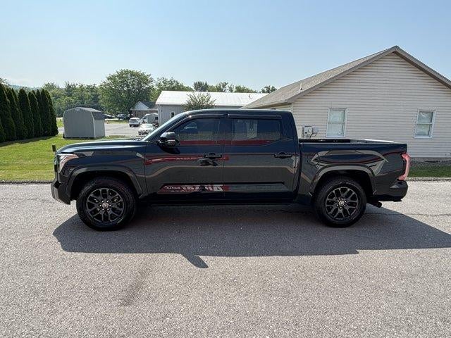 2022 Toyota Tundra 4WD 4WD Platinum CrewMax 5.5' Bed (Natl)