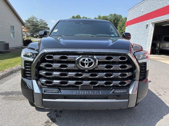 2022 Toyota Tundra 4WD 4WD Platinum CrewMax 5.5' Bed (Natl)