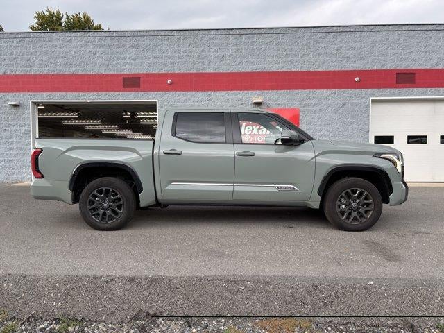 2026 Toyota Tundra 4WD 4WD Platinum CrewMax 5.5' Bed (Natl)