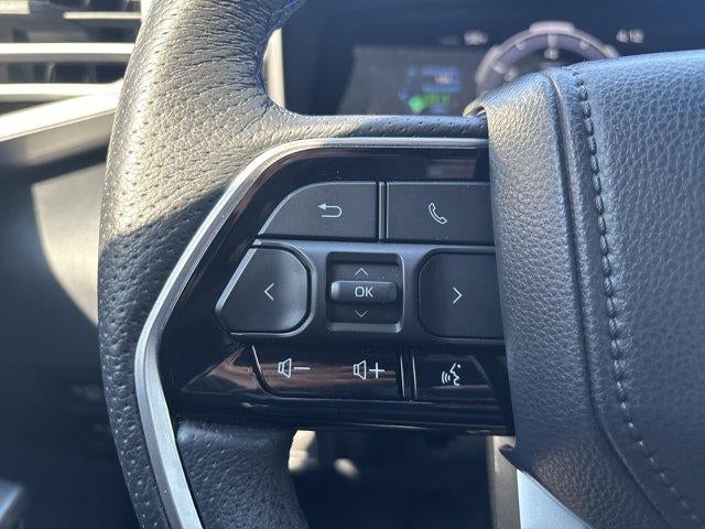 2022 Toyota Tundra 4WD 4WD Platinum Hybrid CrewMax 5.5' Bed (Natl)