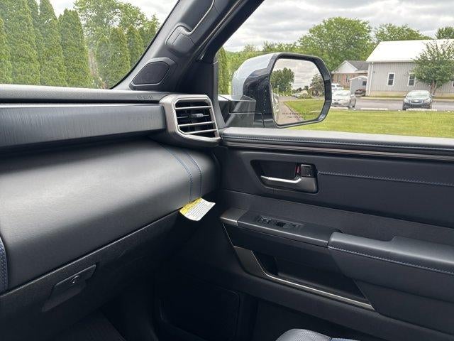 2026 Toyota Tundra 4WD 4WD Platinum Hybrid CrewMax 5.5' Bed (Natl)