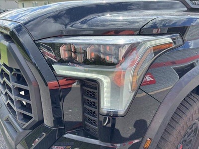 2026 Toyota Tundra 4WD 4WD TRD Pro Hybrid CrewMax 5.5' Bed (Natl)