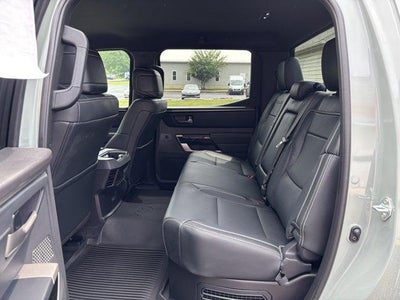 2026 Toyota Tundra 4WD 4WD Limited Hybrid CrewMax 5.5' Bed (Natl)