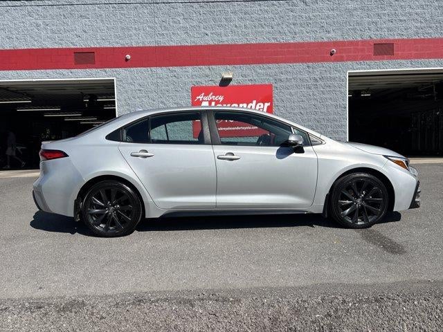 2023 Toyota Corolla SE CVT (Natl)