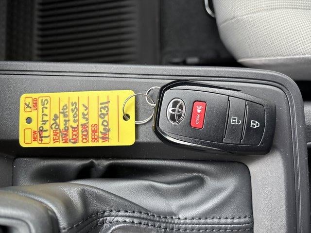 2026 Toyota Corolla Cross LE 4WD (Natl)