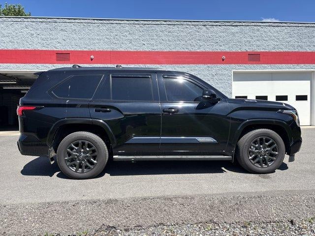 2026 Toyota Sequoia Platinum 4WD (Natl)