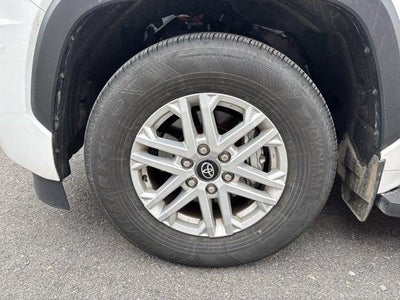 2025 Toyota Sequoia SR5 4WD (SE)