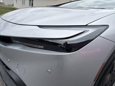 2024 Toyota Prius LE (Natl)