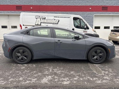 2024 Toyota Prius LE (Natl)