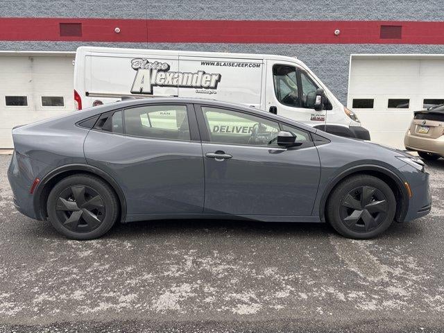 2024 Toyota Prius LE (Natl)