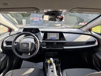 2025 Toyota Prius LE (Natl)
