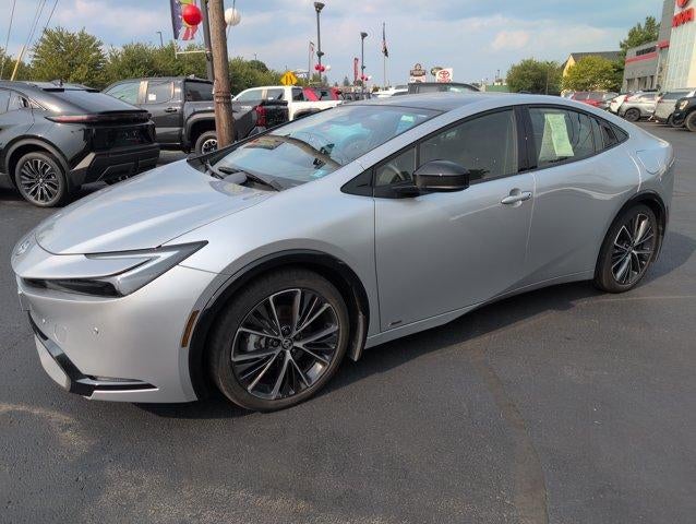 2024 Toyota Prius XLE AWD (Natl)