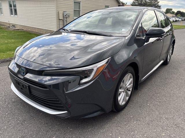 2025 Toyota Corolla Hybrid XLE FWD (Natl)