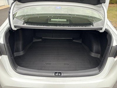 2026 Toyota Corolla Hybrid LE FWD (Natl)