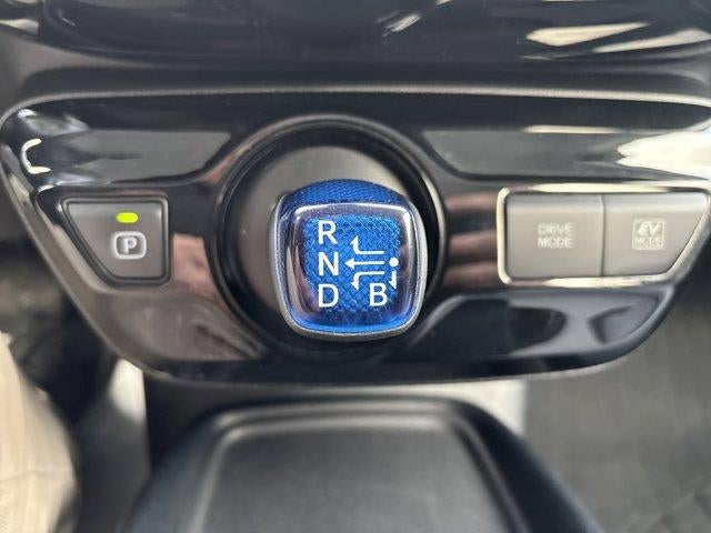 2019 Toyota Prius LE (Natl)