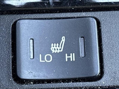 2020 Toyota Prius XLE AWD-e (Natl)