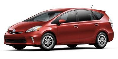 2013 Toyota Prius v 5dr Wgn Three (Natl)