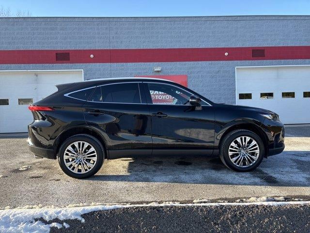 2024 Toyota Venza XLE AWD (SE)