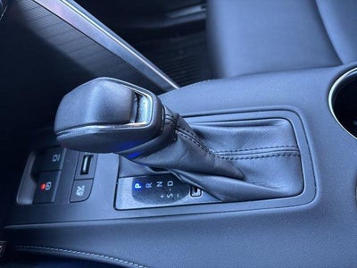 2024 Toyota Venza XLE AWD (SE)