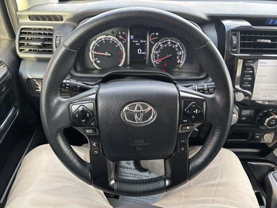 2020 Toyota 4Runner SR5 4WD (GS)