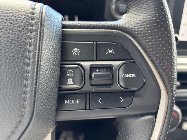 2025 Toyota 4Runner SR5 4WD (GS)