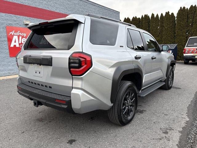 2025 Toyota 4Runner SR5 4WD (GS)