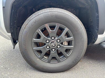 2025 Toyota 4Runner SR5 4WD (GS)